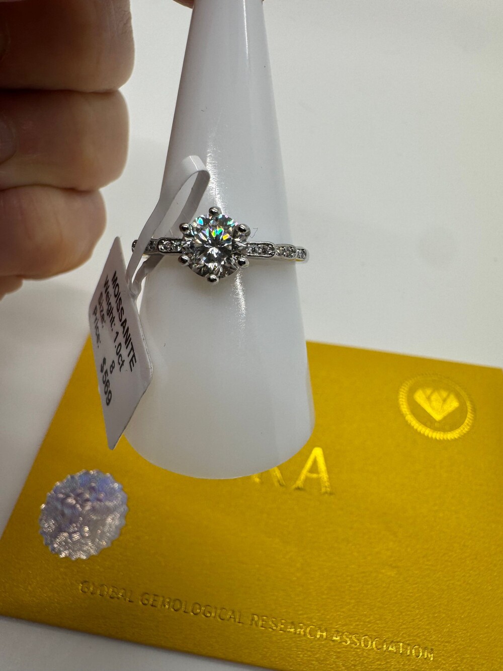 Moissanite 1Ct Size 8 Solitare Ring Silver GRA Certified